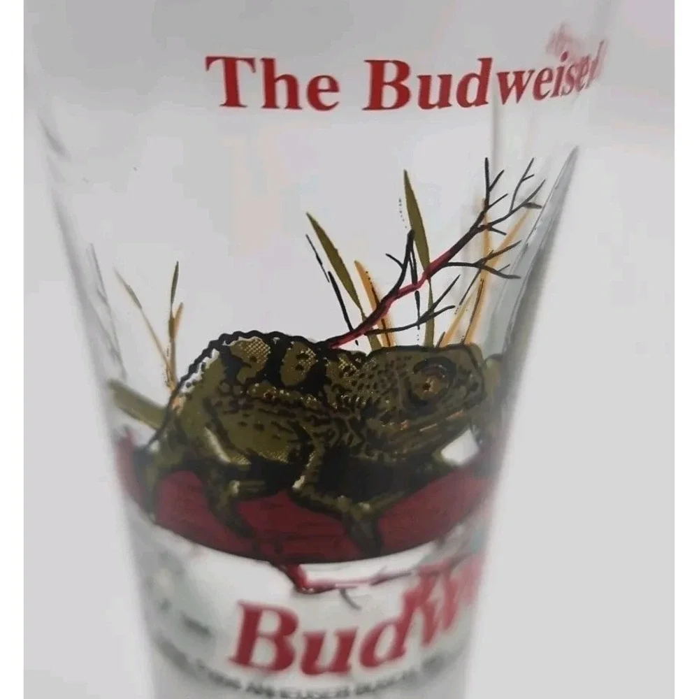 Vintage Budweiser Beer Glasses‎ - Set Of 2 - Talking Lizards And Clydesdales